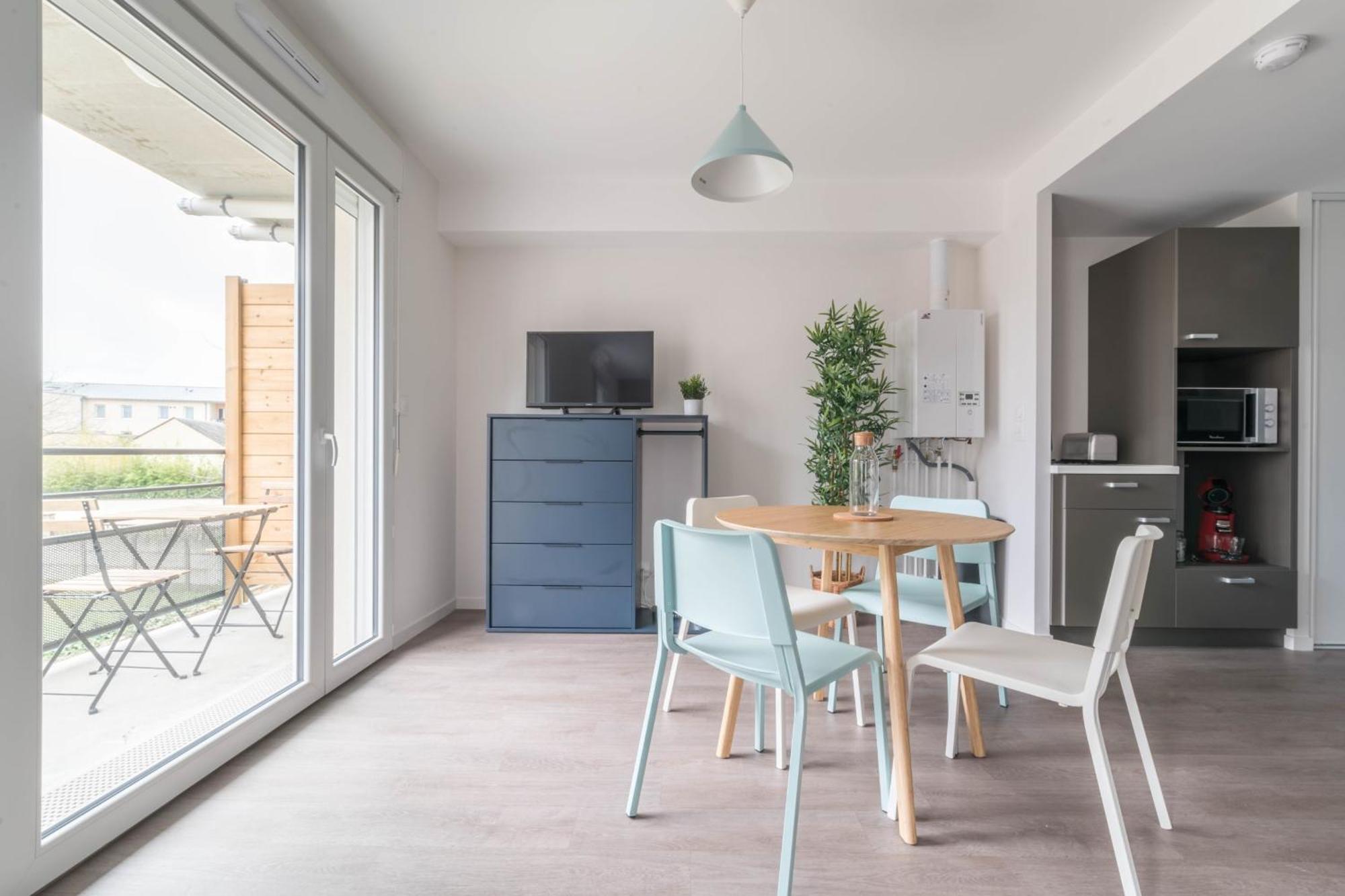 Appartement ANAIS - Studio proche gare, Wifi, arrivée 24 24 à Le Mans Extérieur photo